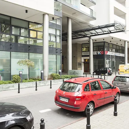 Hosapartments Atelier ורשה